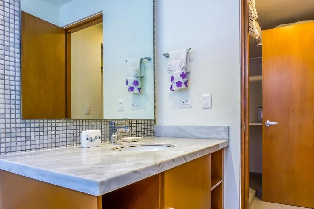 Lunada 314 Modern Playa Del Carmen Condo