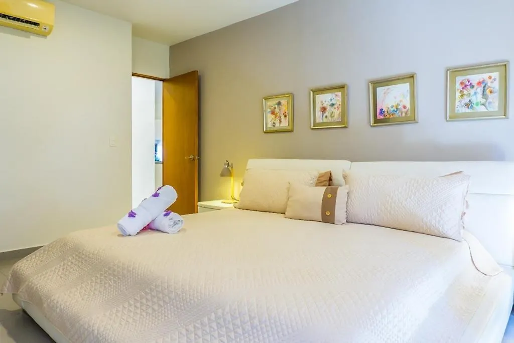 Lunada 314 Modern Playa Del Carmen Condo 0*,